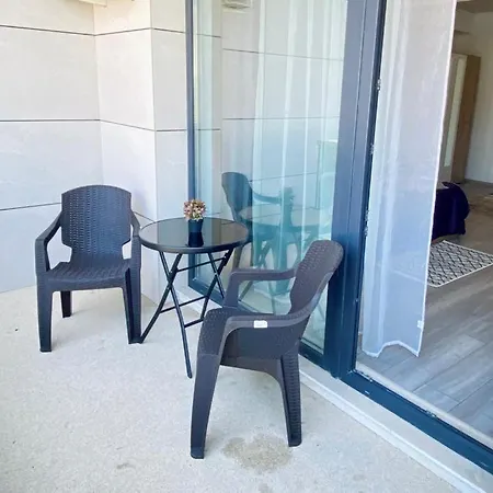 Onix 608 Free Pool Apartment Navodari